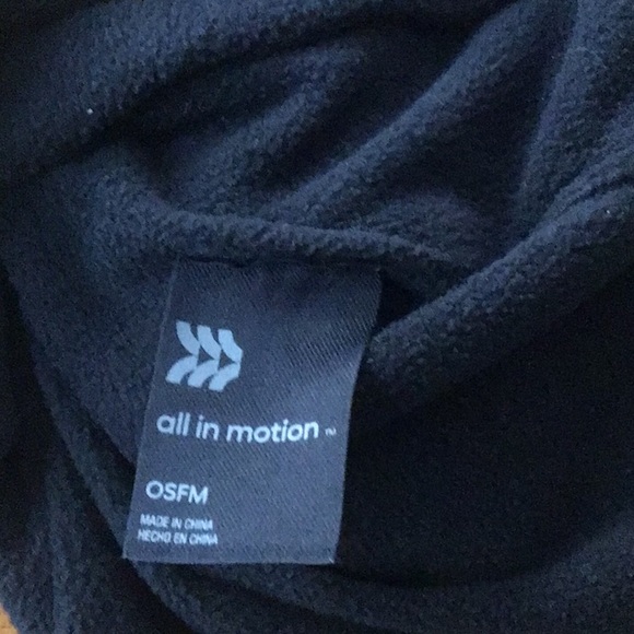 Knit cap with fleece lining.  OSFM - Picture 3 of 5